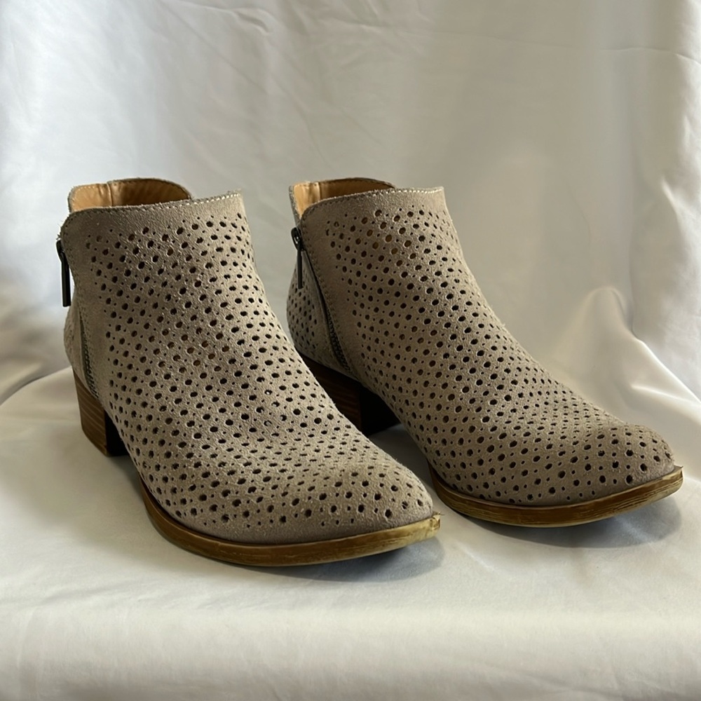 Lucky Brand Bayley Perforated Ankle Booties | Gray Suede